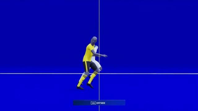 开云-半自动越位判定欧冠首秀，多特第一个吃到“螃蟹”