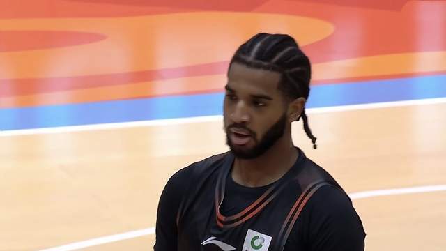 克里斯17罚17中，山东男篮9分险胜 珀塞尔37+6 新外援首秀需适应